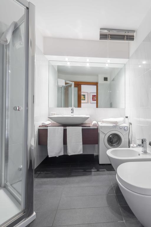 Porta Nuova Apartment Милано Екстериор снимка