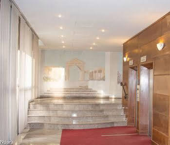Porta Nuova Apartment Милано Екстериор снимка